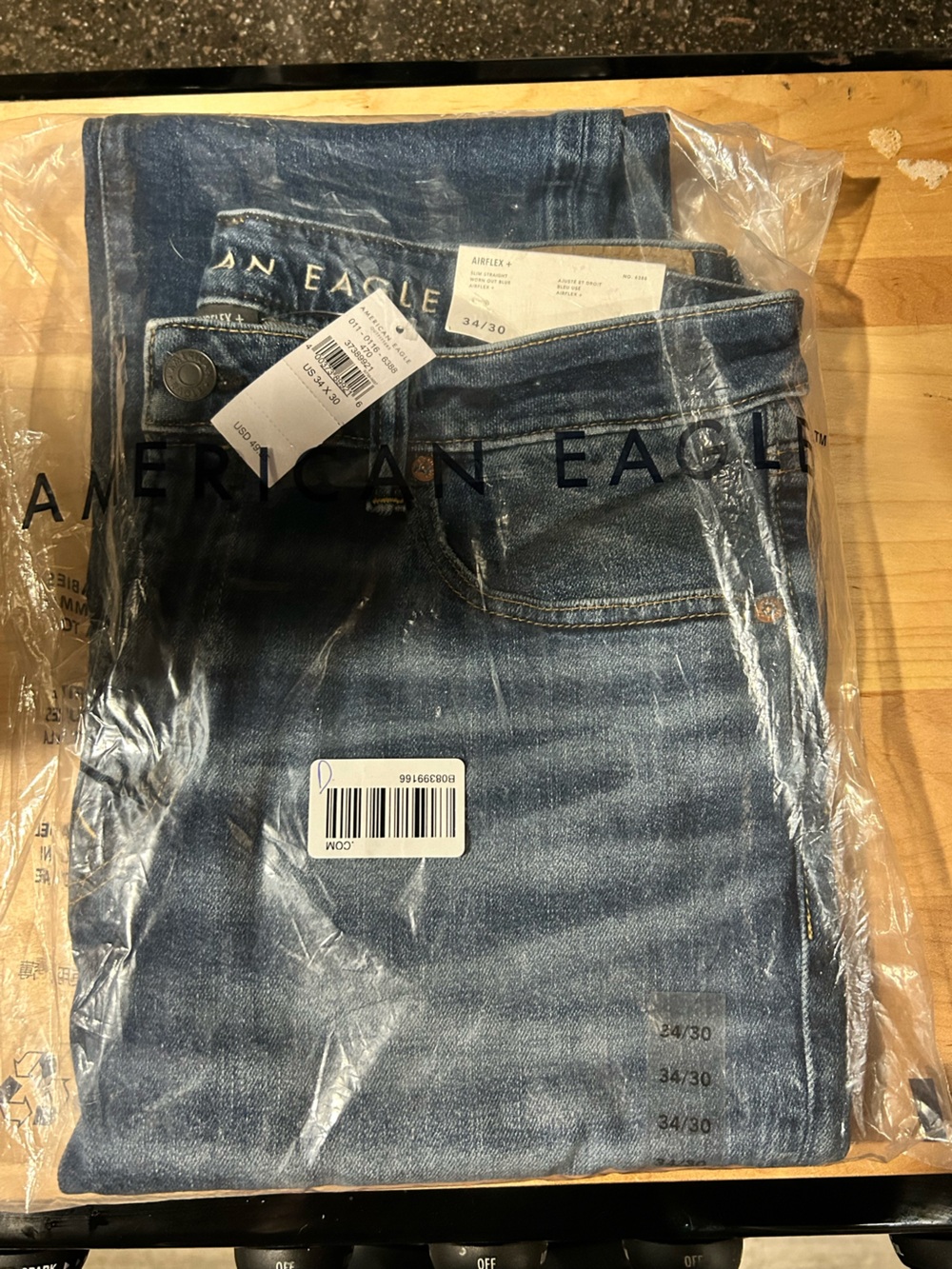American Eagle Airflex Plus Slim Straight Jeans Mens 34x30 Worn Out Blue NWT